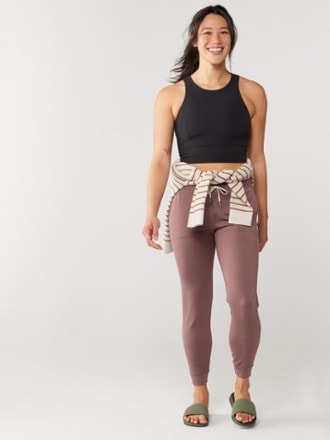 Vuori Performance Jogger Pants - Women's 3