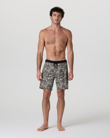 Vuori Infinity Board Shorts - Men's 2