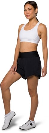 PEARL iZUMi Sugar Active 4" Cycling Shorts - Women's 6