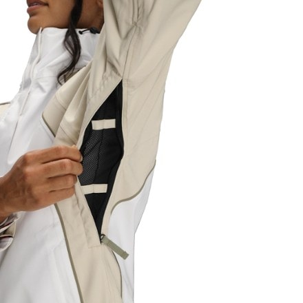 686 Hologram Shell Jacket - Women's 5