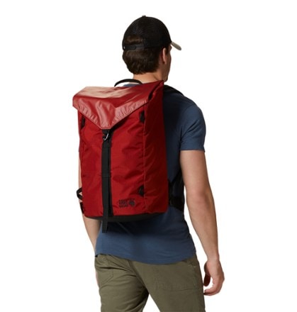 Mountain Hardwear Camp 4 32 Pack 5