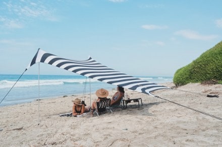 Neso Grande Sunshade 1