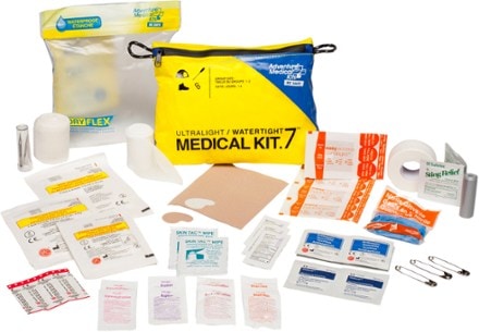 Adventure Medical Kits Ultralight/Watertight .7 Medical Kit 3