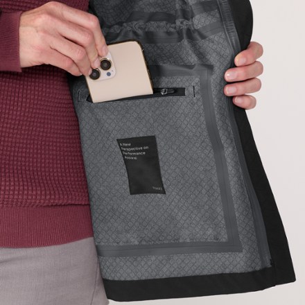 Vuori Pfeiffer Rain Jacket - Women's 6