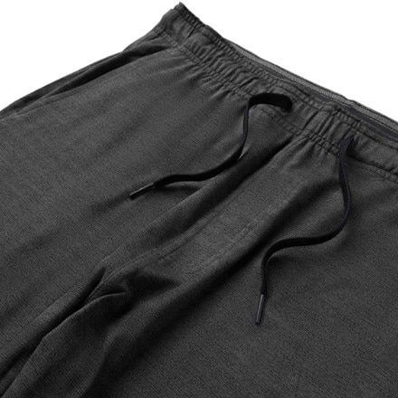 VISSLA Comp Lite Eco 18" Elastic Walkshorts - Men's 3