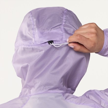 Arc'teryx Norvan Windshell Hoody - Women's 4