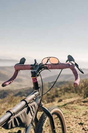 Sunski Velo Polarized Sunglasses Black/Rose