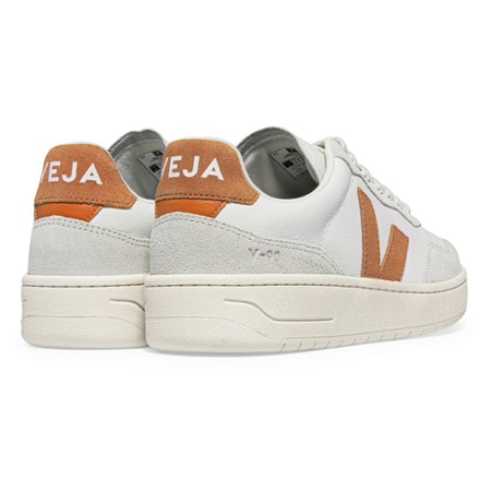 VEJA V-90 Shoes - Women's 2