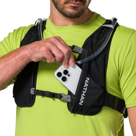 Nathan QuickStart 3.0 4 L Hydration Vest 9