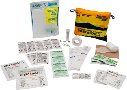 Adventure Medical Kits Ultralight/Watertight .5 Medical Kit 2