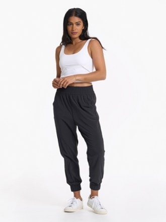 Vuori Villa Jogger Pants - Women's 2