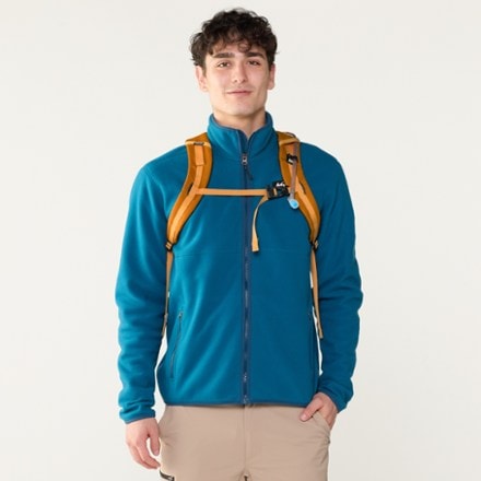 REI Co-op Trailmade 10 Hydration Pack 3