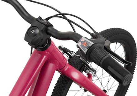 Cannondale Quick 20 Kids' Bike - Orchid 9