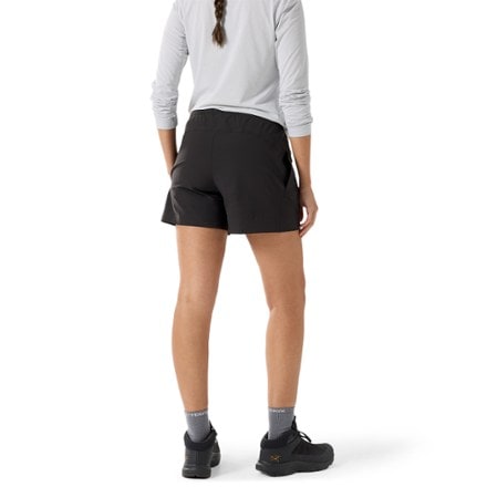 Arc'teryx Gamma Utility 5" Shorts - Women's 2