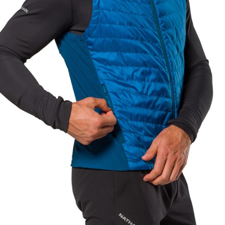 Nathan Navigator Hybrid Vest - Men's 7