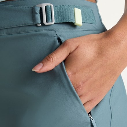 SENIQ Trailmix Hike Shorts - Women's 5