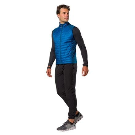 Nathan Navigator Hybrid Vest - Men's 3