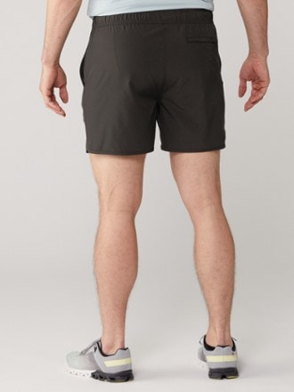 Vuori Banks Shorts - Men's 5" Inseam 2