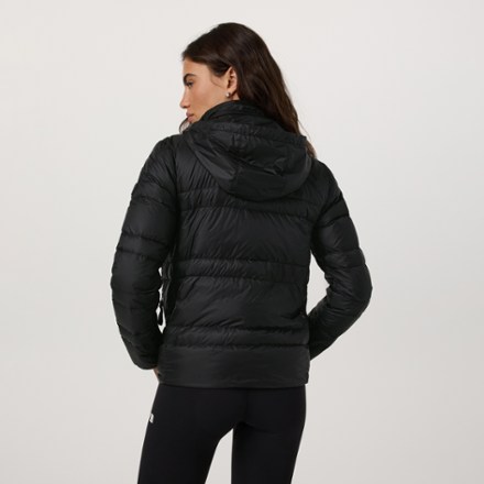 Vuori Coordinate Packable Down Jacket - Women's 2