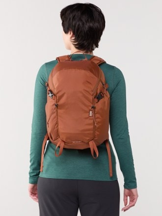 REI Co-op Ruckpack 18 Pack 1