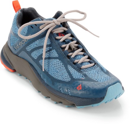 vasque trail running shoes womens