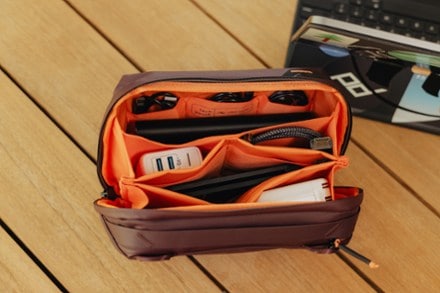 Peak Design Tech Pouch 4