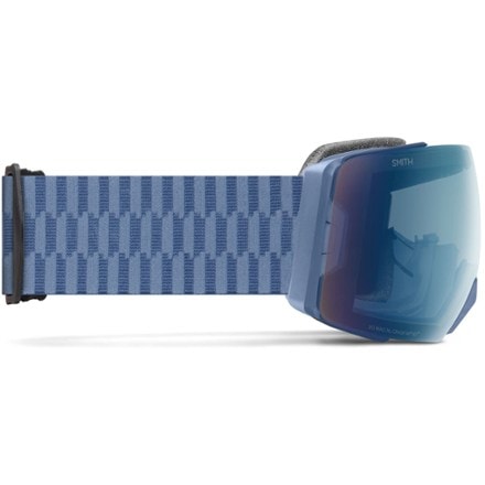 Smith I/O MAG XL ChromaPop Snow Goggles with gogglesoc 3