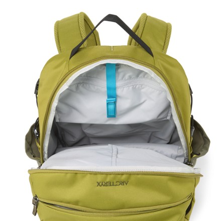 Arc'teryx Mantis 26 L Pack 5