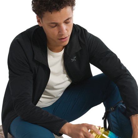 Arc'teryx Delta Hoody - Men's 6