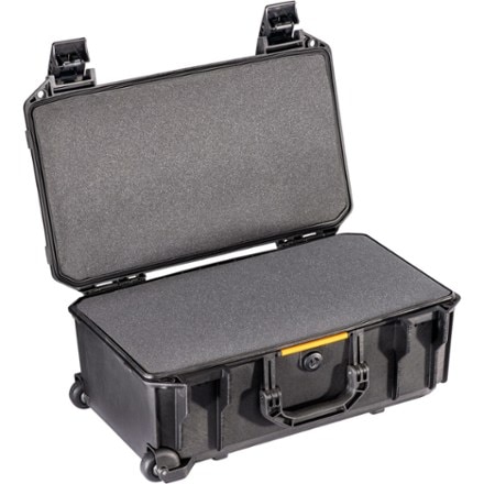 Pelican V525 Vault Rolling Case with Foam 1