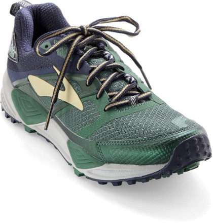 brooks hiking sneakers