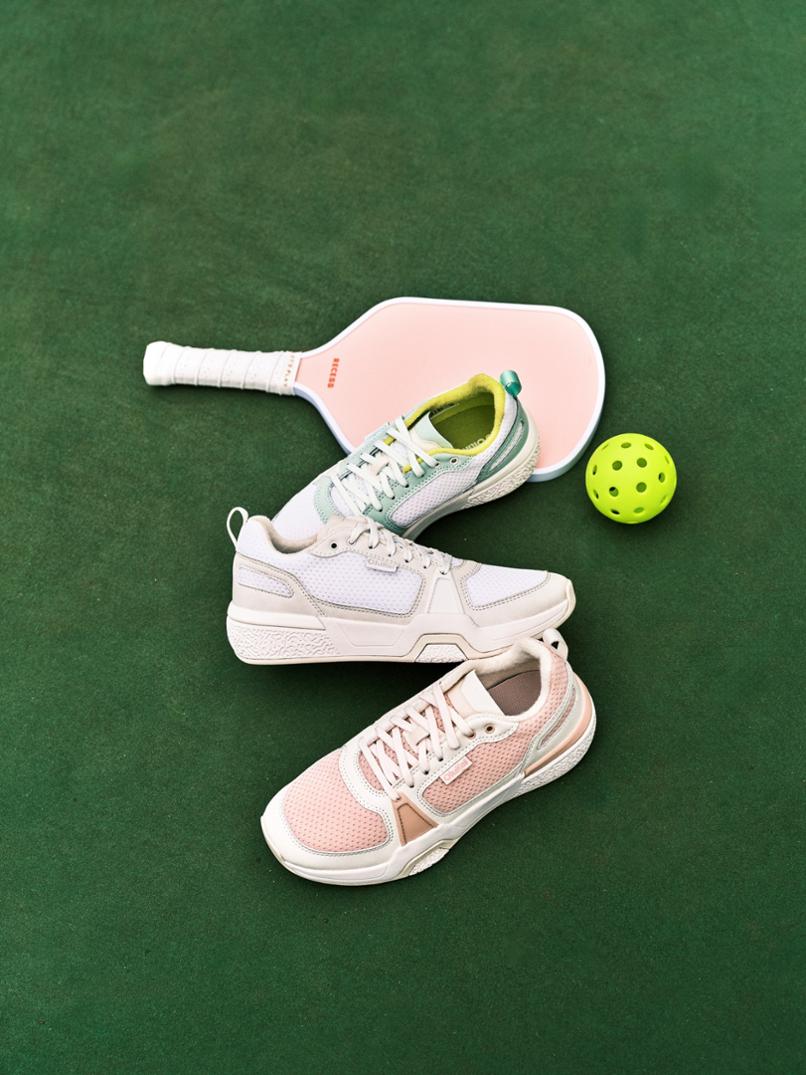 Location Image for 'Anau Shoes - Women's