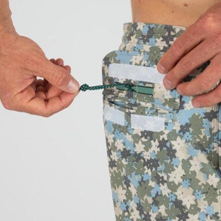 VISSLA Jungalo 17.5" Boardshorts - Men's 3