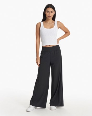 Vuori Villa Wideleg Pants - Women's 2