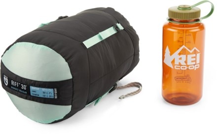 NEMO Riff 30 Endless Promise Down Sleeping Bag - Women's Stuff sack (32 oz. bottle not included)