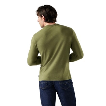 On Body Image of color Winter Moss