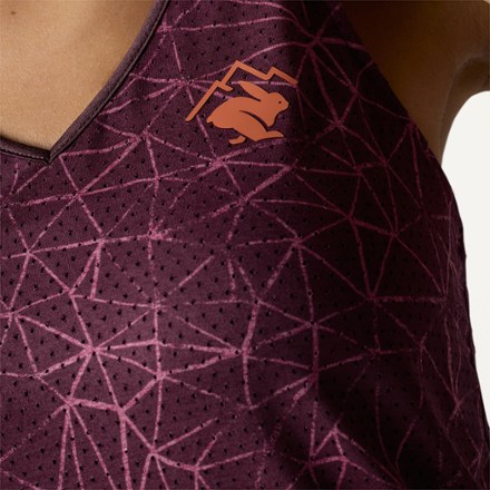 rabbit EZ Vee Perf Trail Tank Top - Women's 5