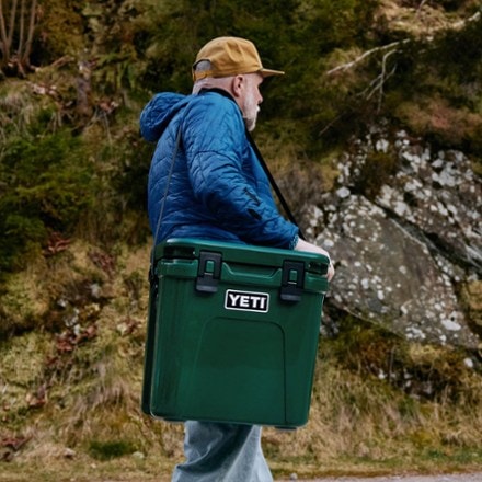 YETI Roadie 24 2.0 Hard Cooler 6