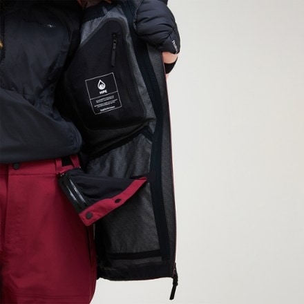 Peak Performance Vertec 3L Jacket - Women's 7