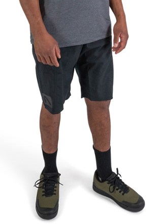 Flylow Goodson Bike Shorts - Men's 1