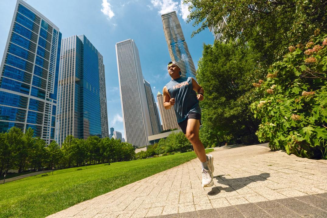 Location Image for Bondi 9 Road-Running Shoes - Men's