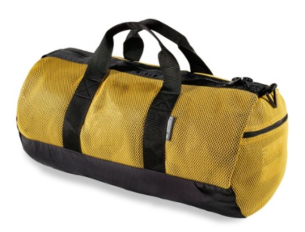 medium size duffle bag