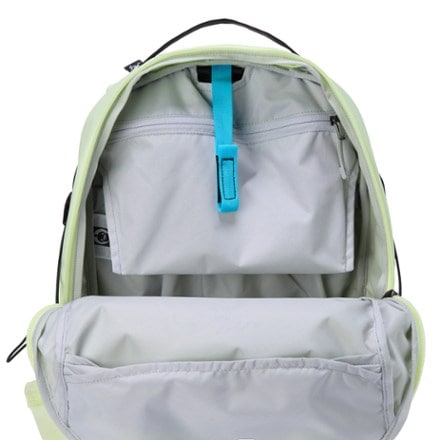 Arc'teryx Mantis 16 Pack 3