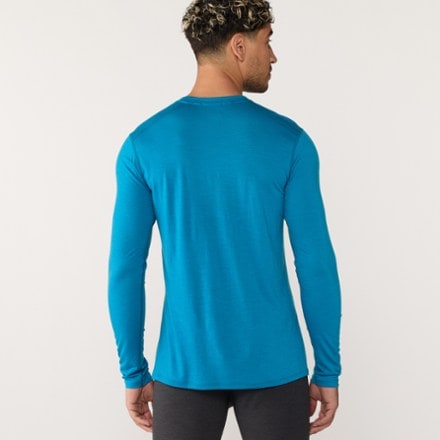 Smartwool Classic All-Season Merino Long-Sleeve Base Layer Top - Men's 2