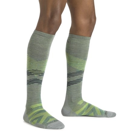 Darn Tough Pennant RFL Over-the-Calf Ultra-Lightweight Ski and Snowboard Socks - Men's 1