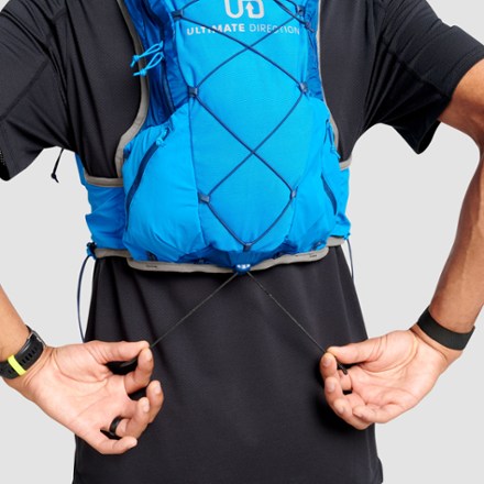 Ultimate Direction Ultra Vest 6.0 Hydration Vest 8