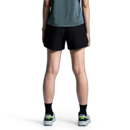 On Trail 4.5" Shorts - Women's 1