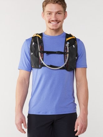 REI Co-op Swiftland 5 Hydration Vest - Men's 1