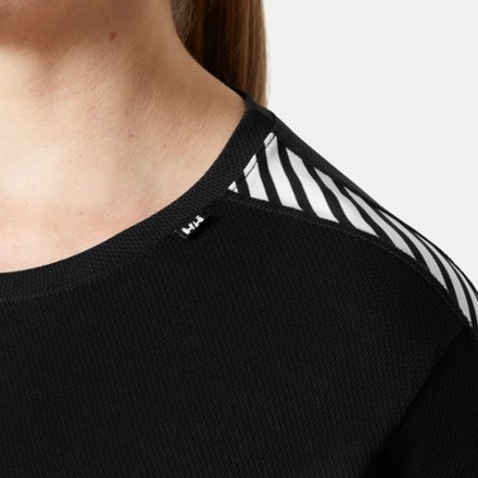 Helly Hansen HH LIFA Crew Base Layer Top - Women's 5