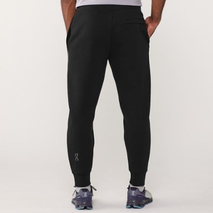 On Focus Tech Sweatpants - Men's 2